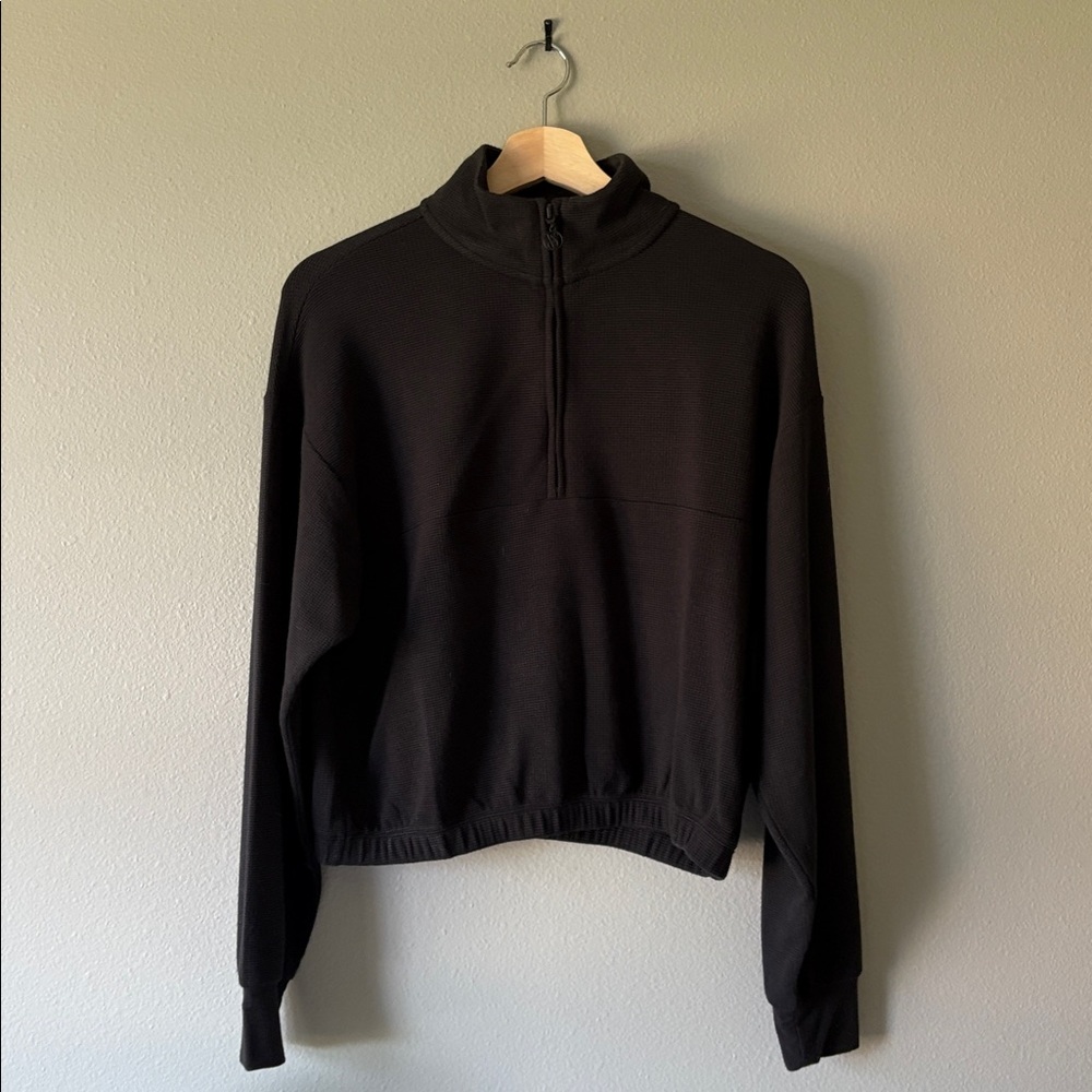 Black Quarter-Zip Pullover